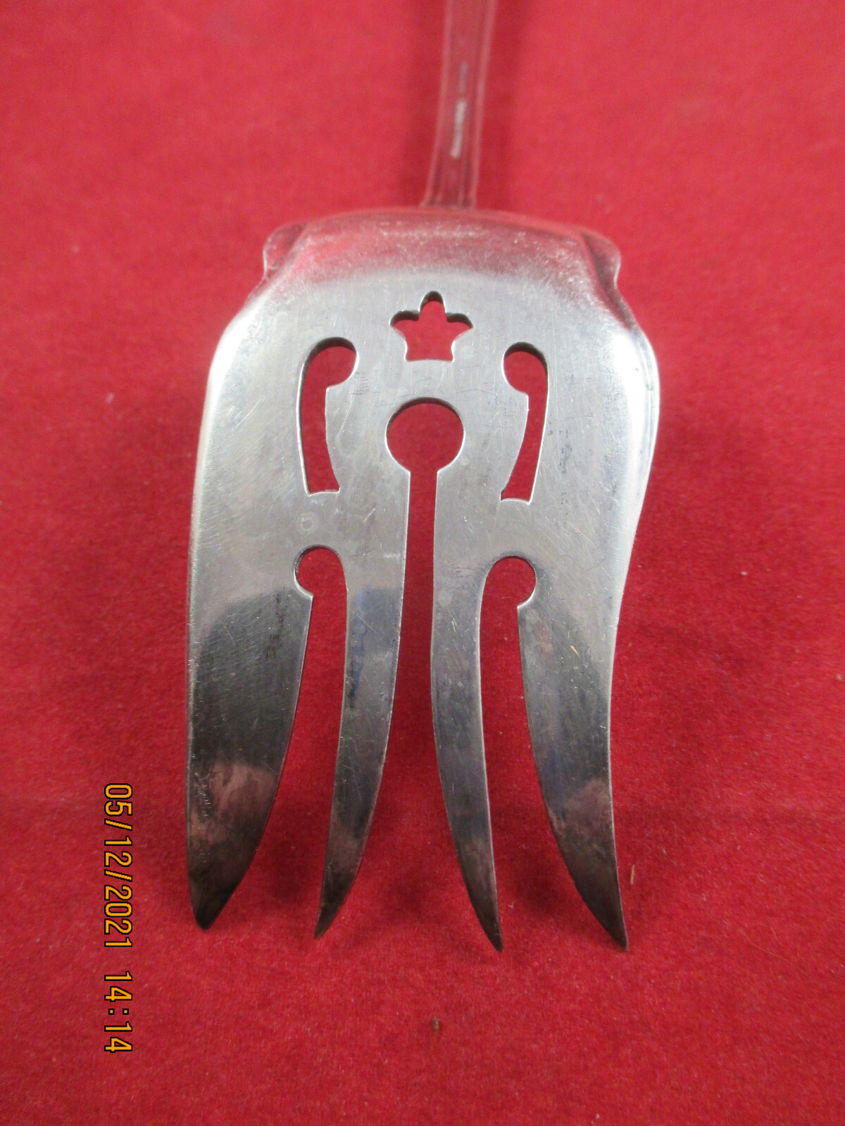Antique Community Silver Triple Plus” 1909 St Pete” Cold Meat Serving Fork 1909