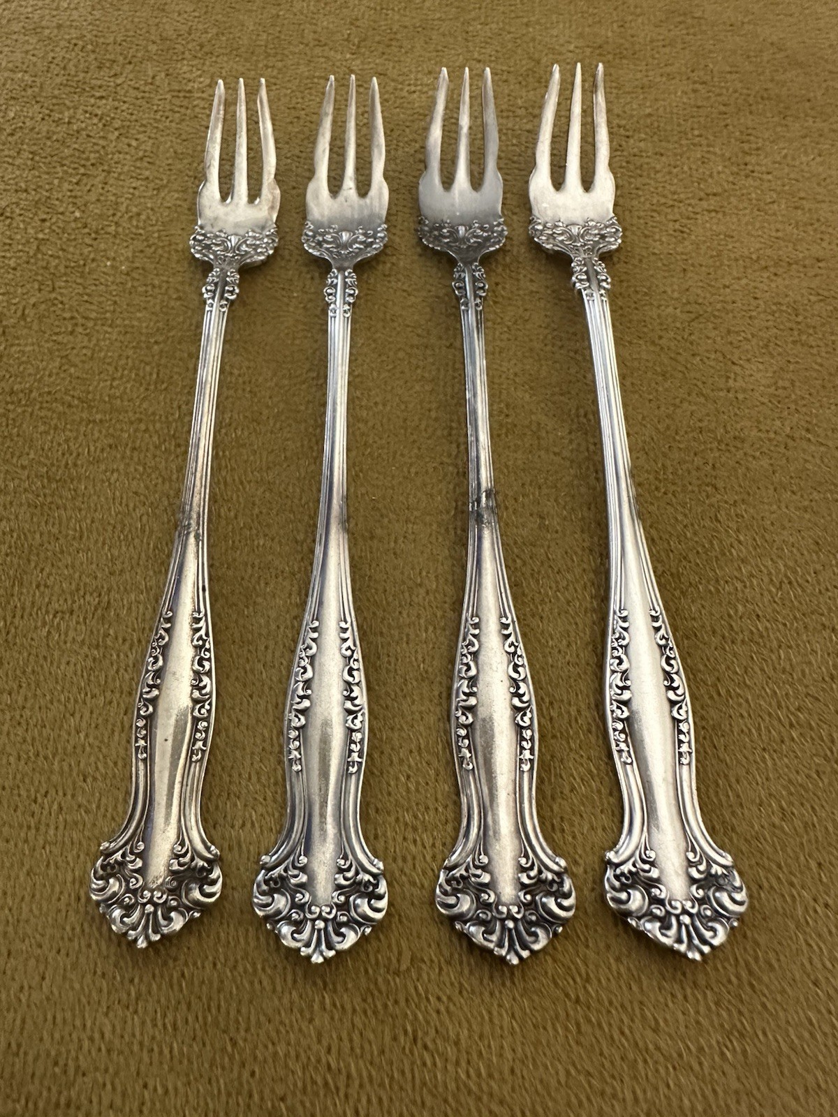 1847 Rogers Bros A1 AVON Set Oyster/Dessert Forks Silverplate 1901 Set Of 4