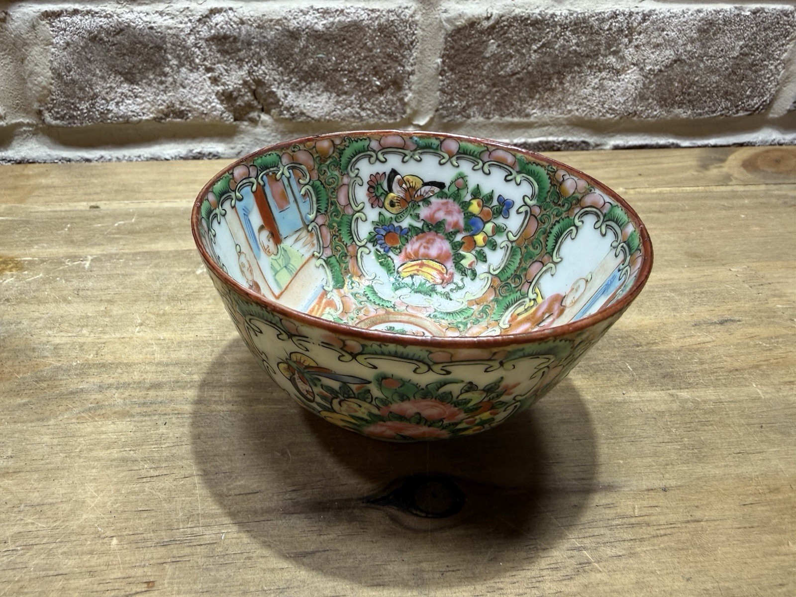 Vtg Chinese Famille Rose Canton Medalion porcelain Rice bowl 3.75” China
