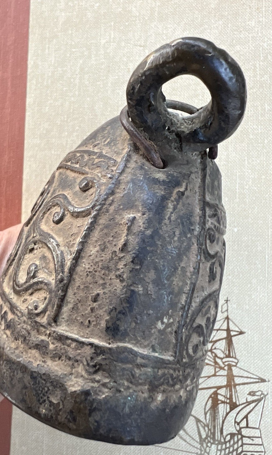 Antique Late 19th/early 20th Century Buffalo Bell Hka-lauk Burma 689g W/mount