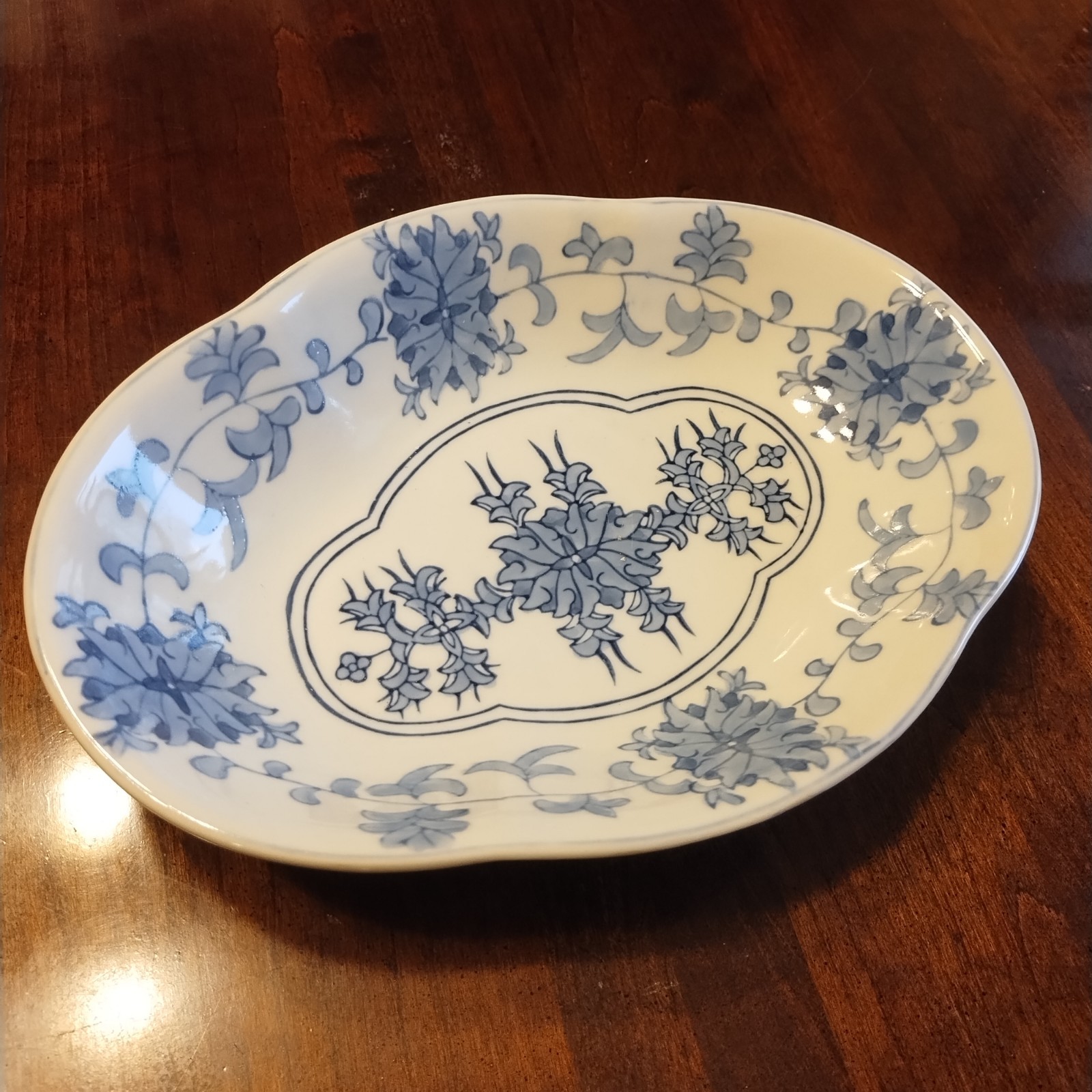 Chinese Porcelain plate Bowl Hand Painted Blue White Floral China Chinoserie