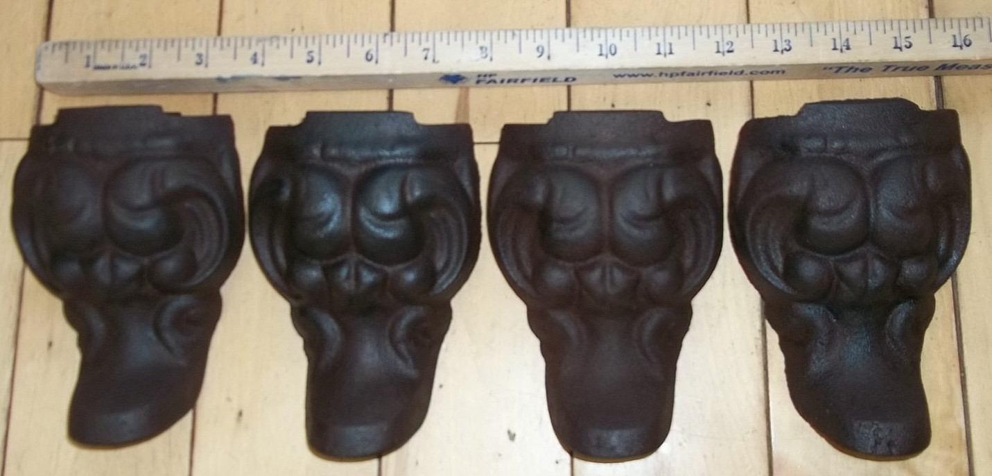 4 vtg Cast Iron ornate wood stove Feet set estate find