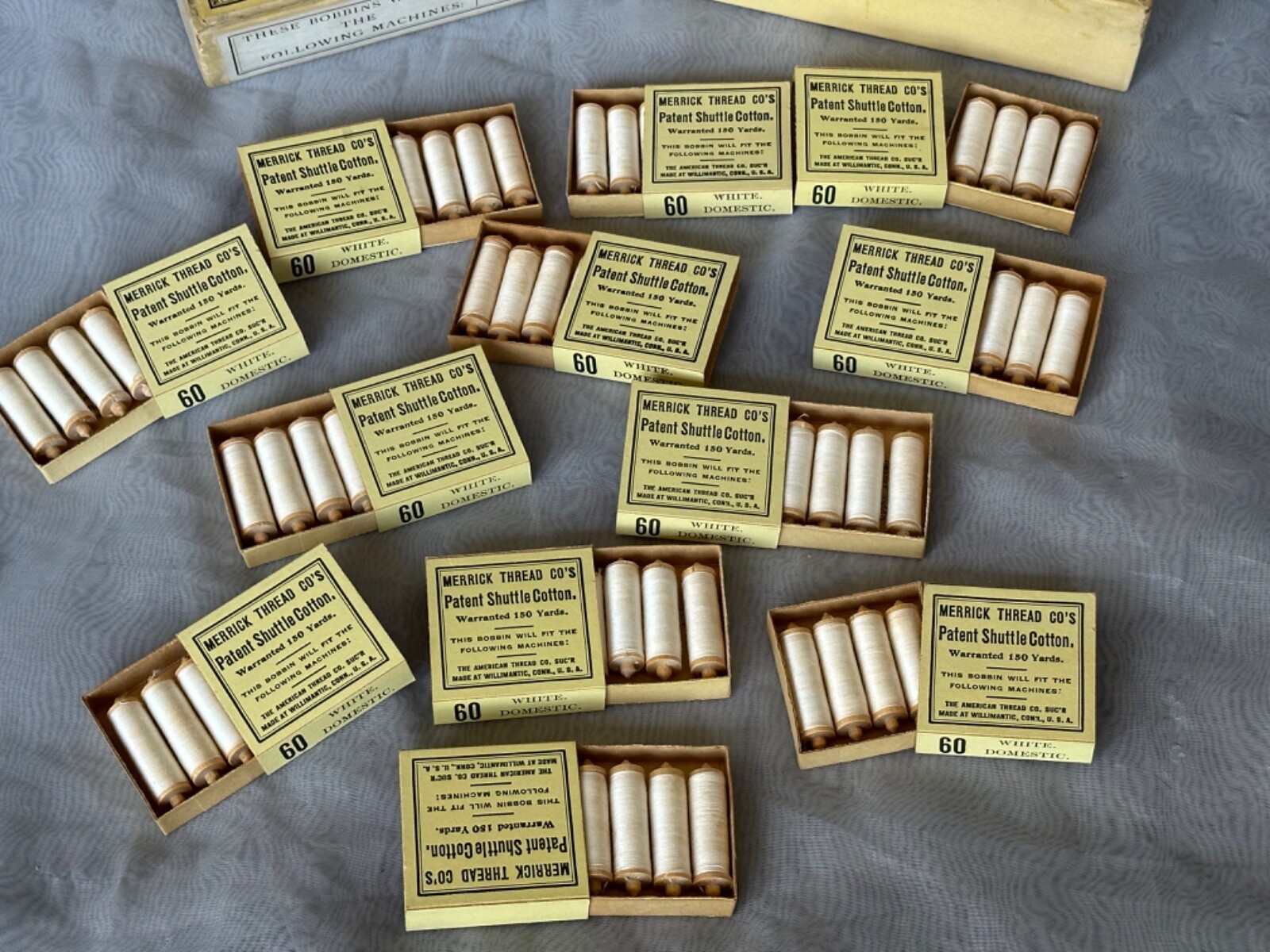 Merrick Thread Co ANTIQUE Patent Shuttle Cotton Bobbins in Box VINTAGE Thread