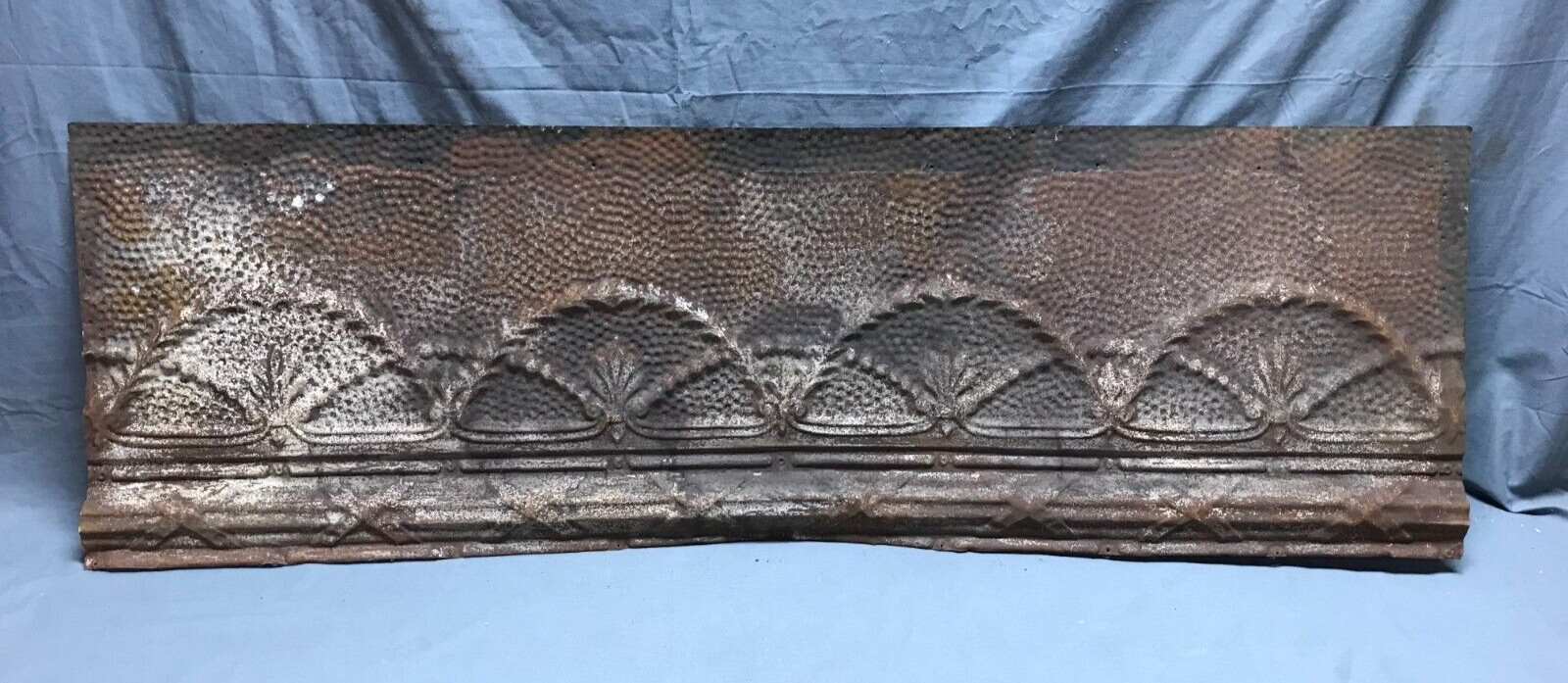 ONE Antique 16″ X 49″ Tin Ceiling Boarder Trim Cove Decorative Arch VTG 1775-23B