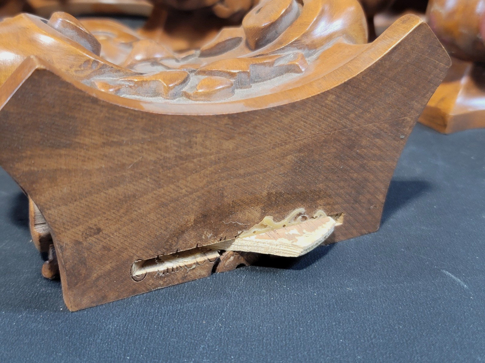 Raymond Enkeboll Designs 1996 Solid Wood Maple Stain Corbel Acanthus Motifs LOT