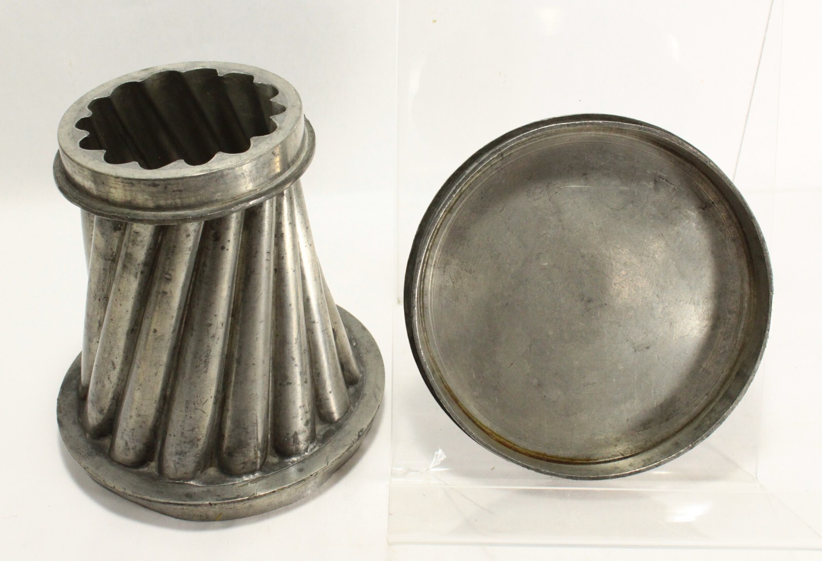= 19th C. Pewter Pudding Jelly Mold Swirled Column Form W.S Adams & Son England