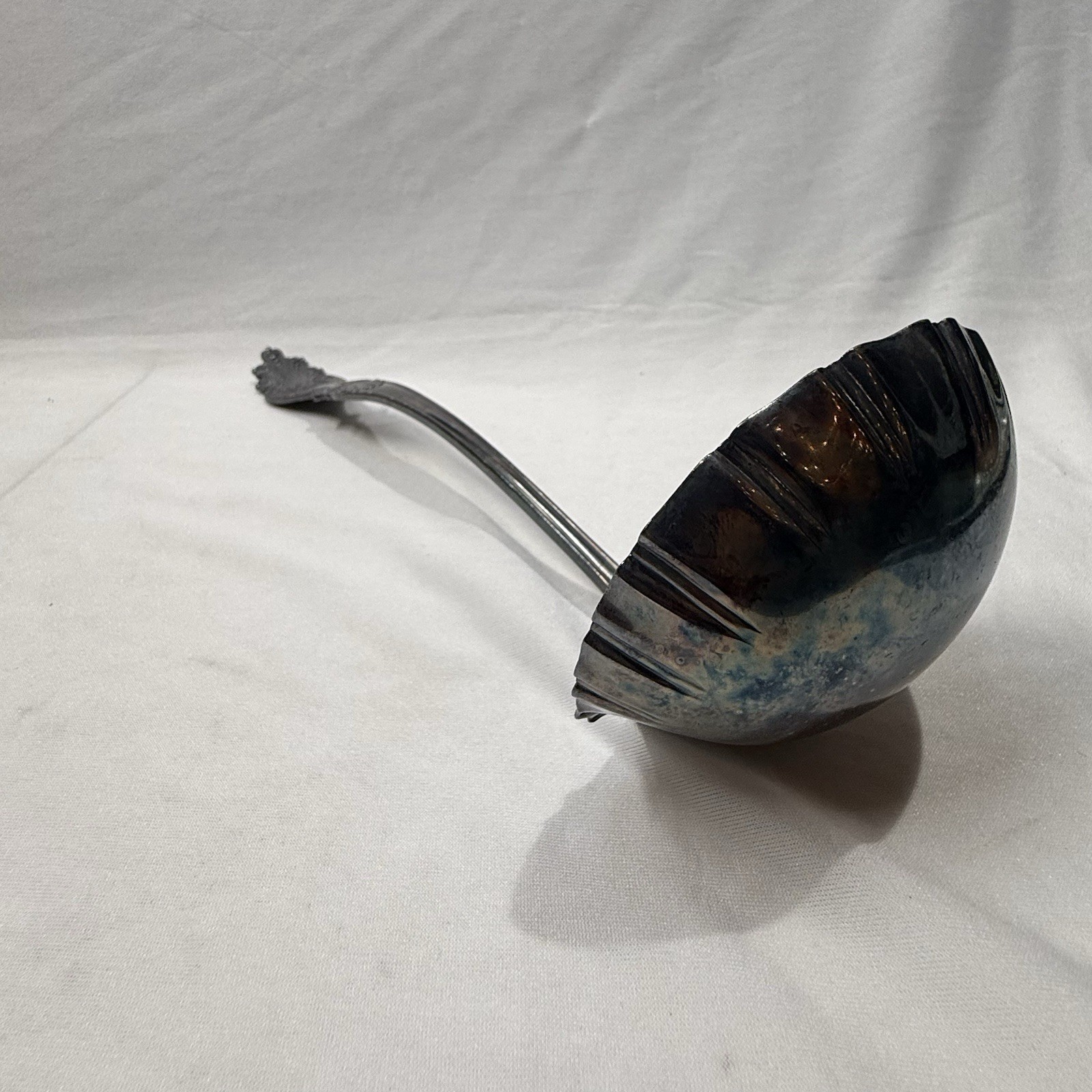 Raphael by Rogers & Hamilton Plate Silverplate Soup Punch Ladle 10 3/4”