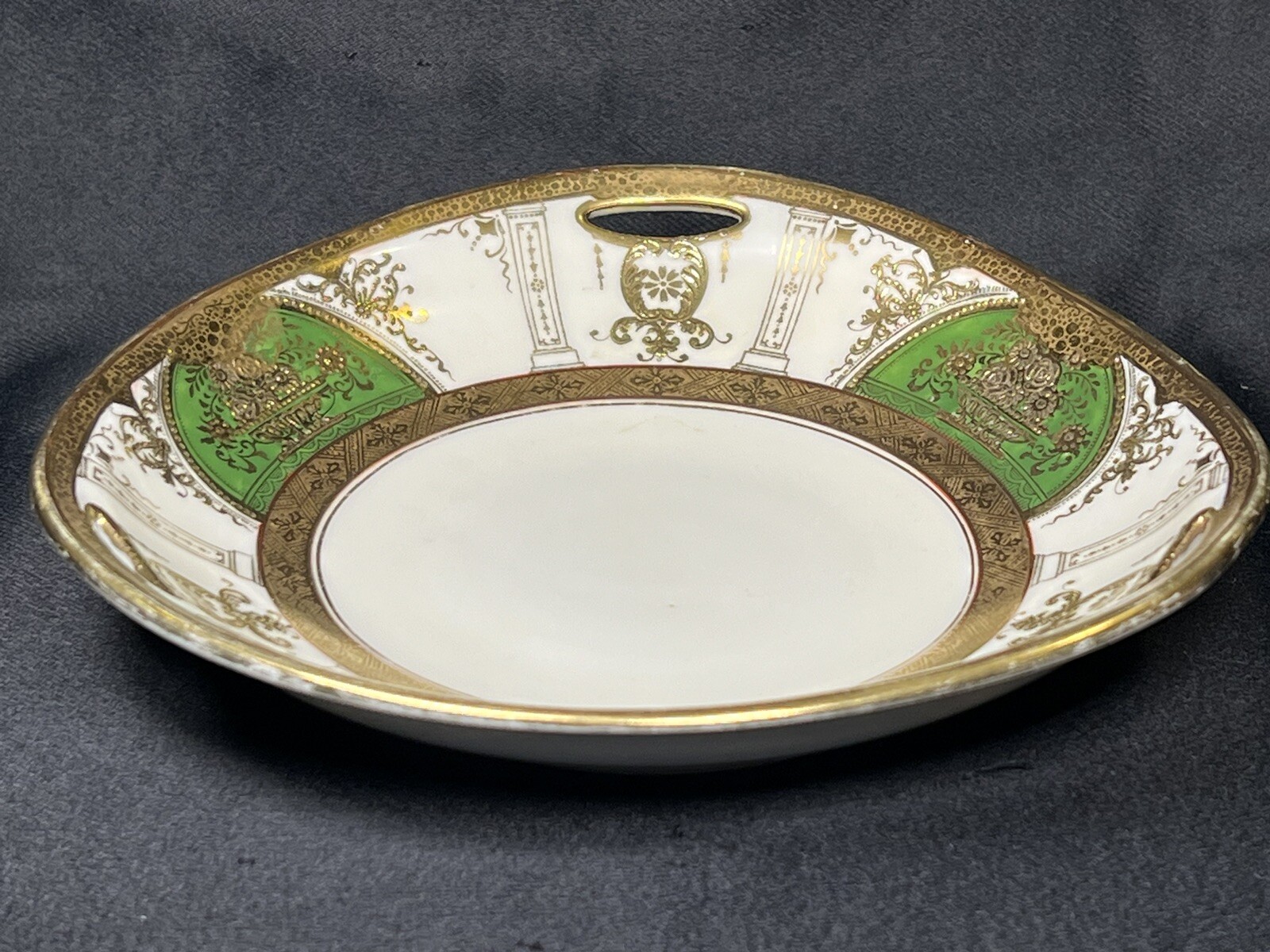 ATQ VTG Noritake Morimura Triangular 7” Bowl Handpainted Heavy Gold Gilded