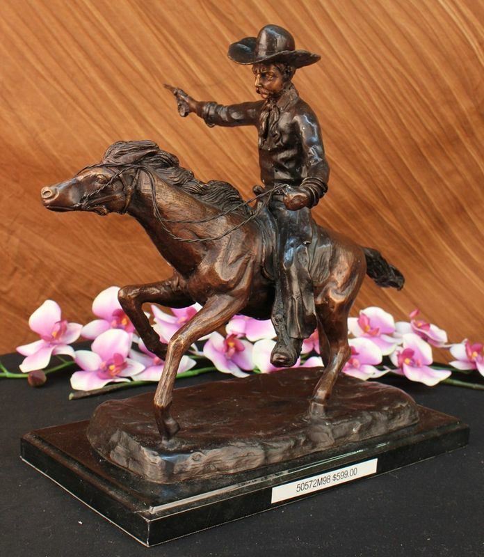 Signed Remington Cowboy Charges Bronze Sculpture Statue Figurine Art Figure SALE