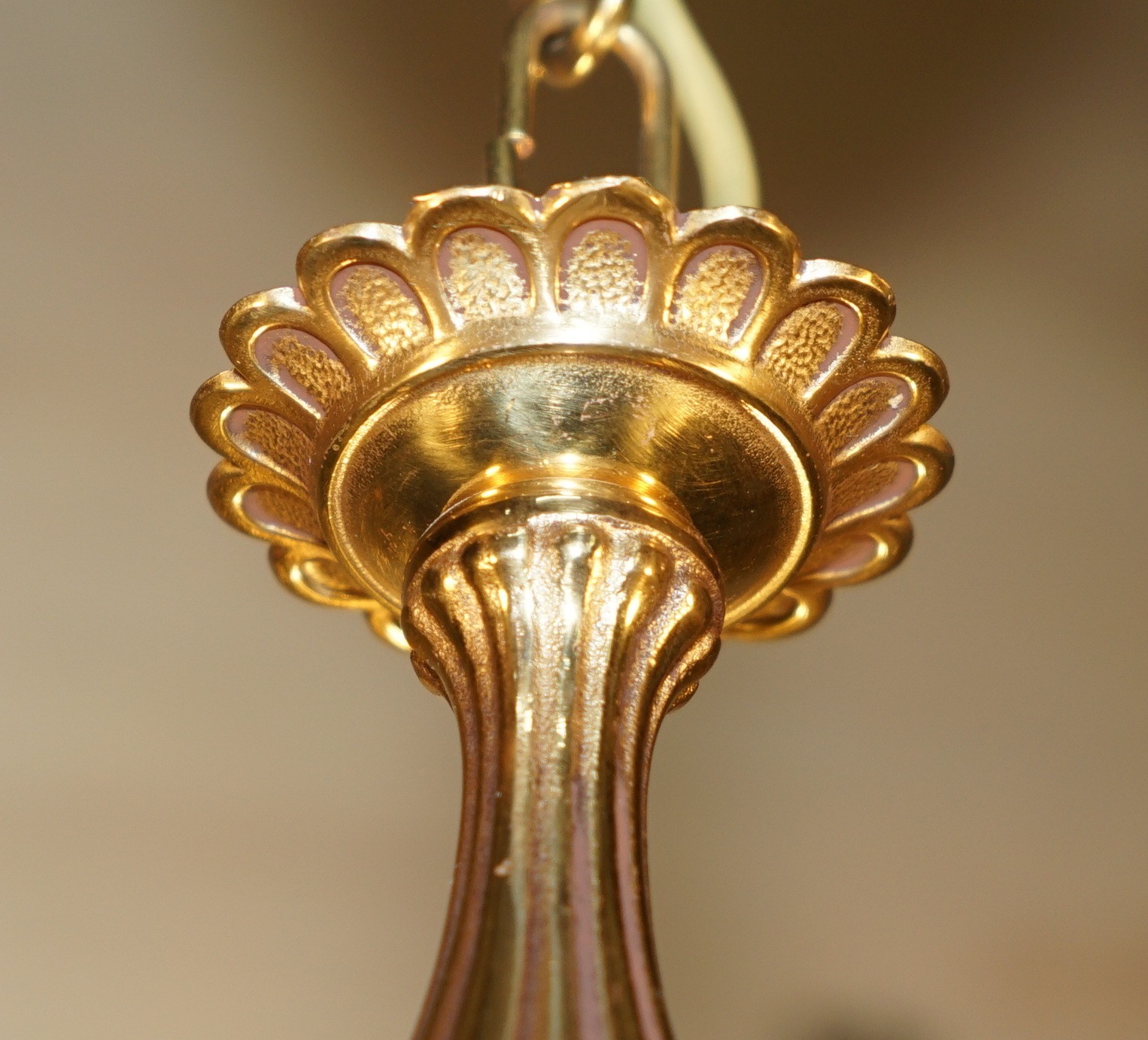 1 OF 4 RECCAGNI MADE IN ITALY BRASS & FROSTED GLASS 3 CANDLE LIGHT CHANDELIER