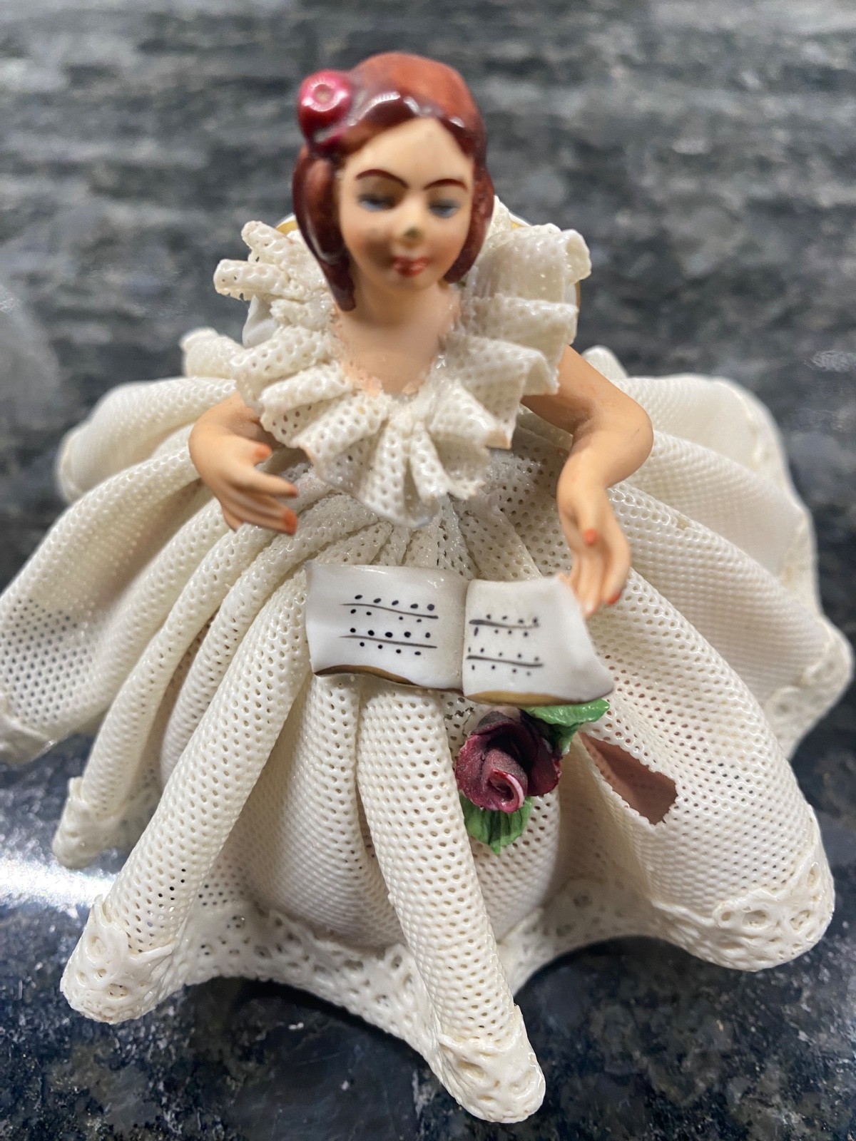 Drestin lady – antique Germany Volksted Drestin lace capodimonte figurine