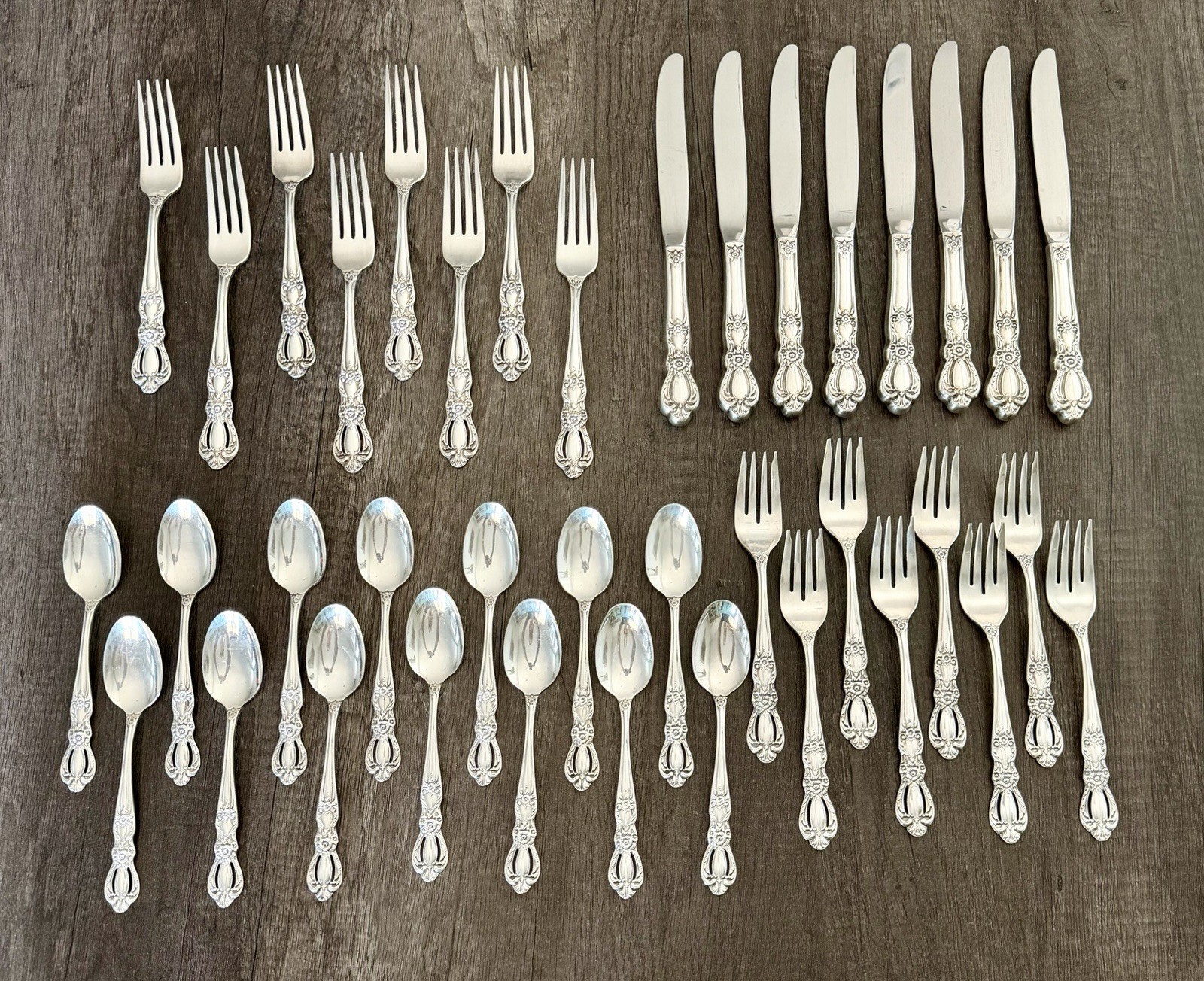 1847 Rogers Bros Inter. Silverplate Grand Heritage Set Of 38