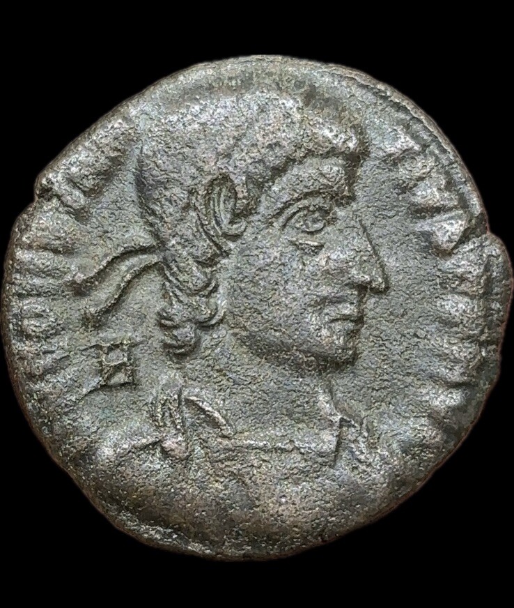 Constantius II, 351-355AD, AE4, 5g, 21mm Ancient Roman Coin