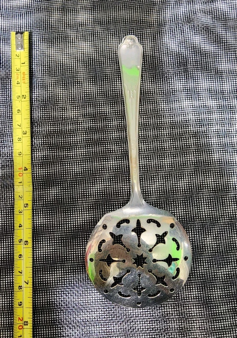 ✅️ WM ROGERS ART DECO c1934 LAUREL AKA HELENE PTRN SILVERPLATED TOMATO SERVER🍅