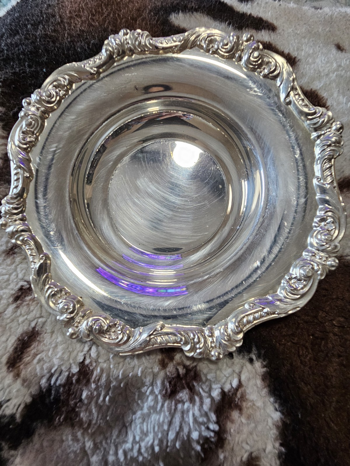 VINTAGE Old English by Poole #5004 Silverplate Ornate Bon Bon Dish EPCA 6″