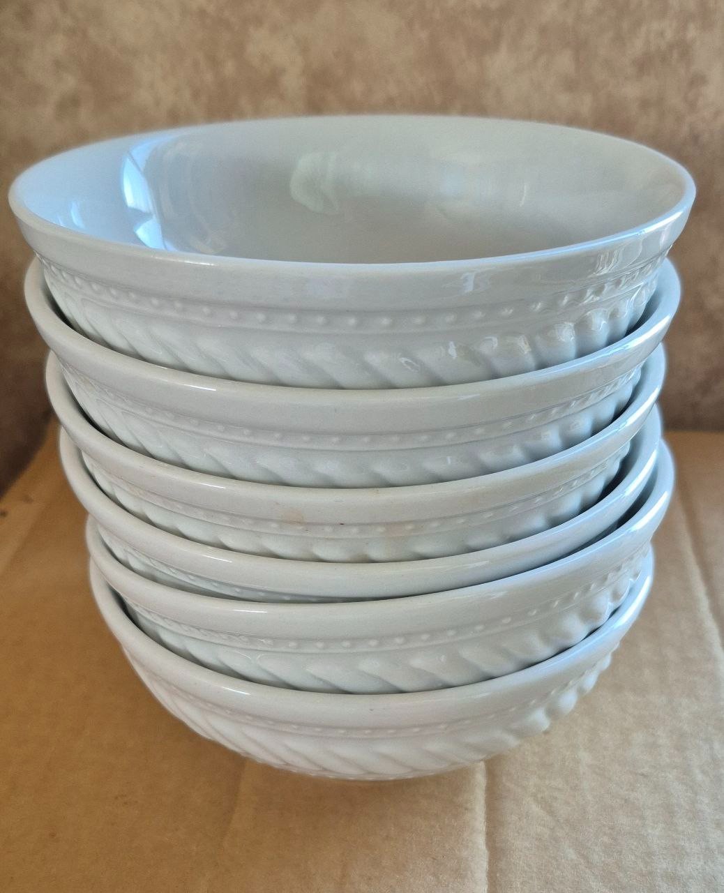 6 VINTAGE GIBSON (IMPERIAL BRAIDE FRUIT / ICE CREAM BOWLS