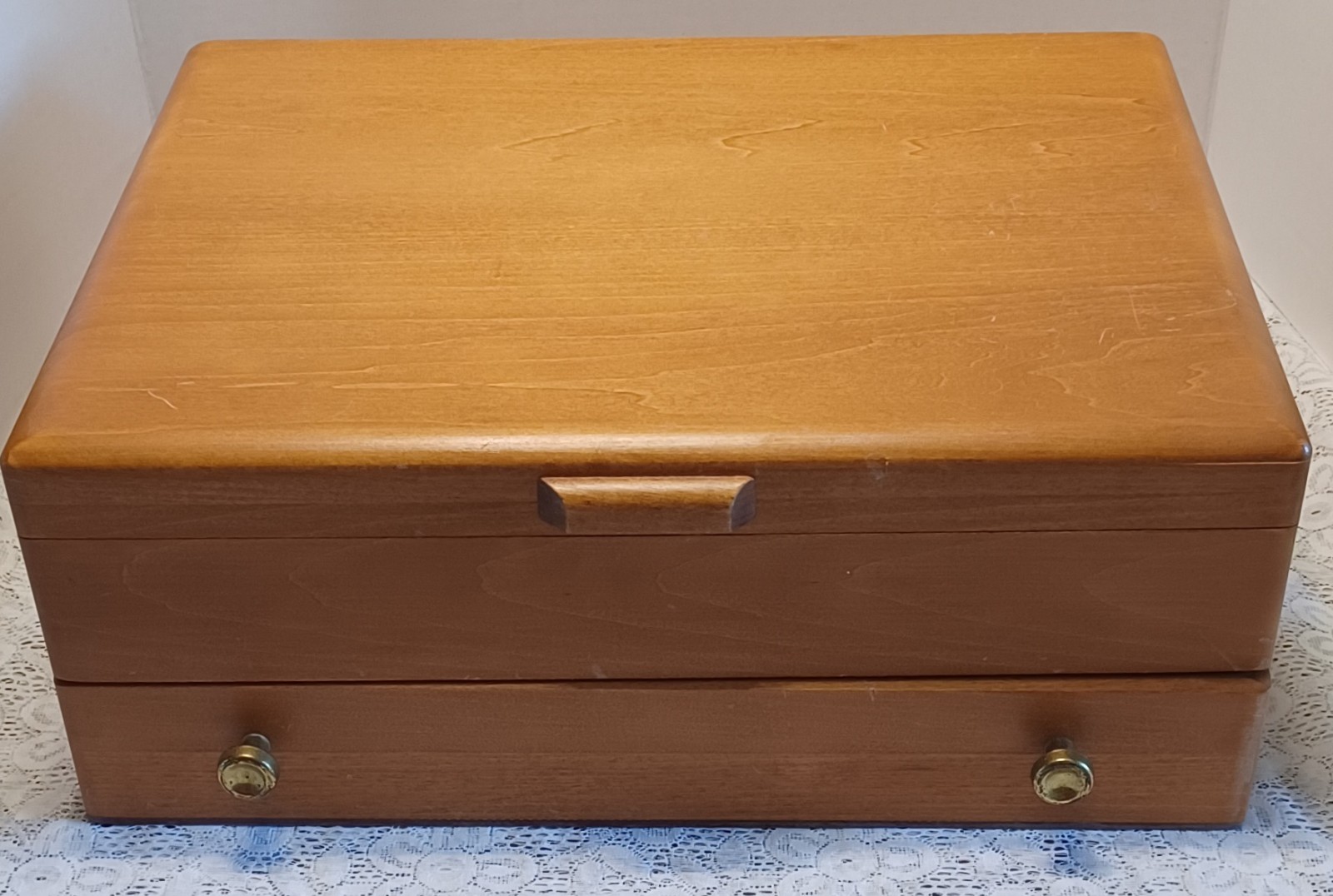 Oneida Community Silverplate ENCHANTMENT Serv-12 GENTLE ROSE 73 pc Chest+Serving