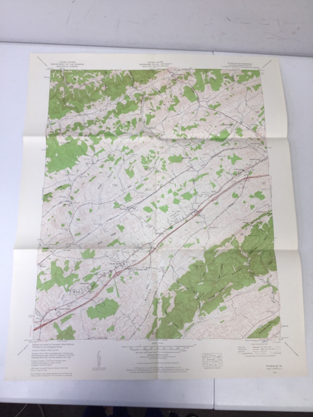 Vintage TVA Topographic Map. 1960 Wyndale VA, 22″x27″