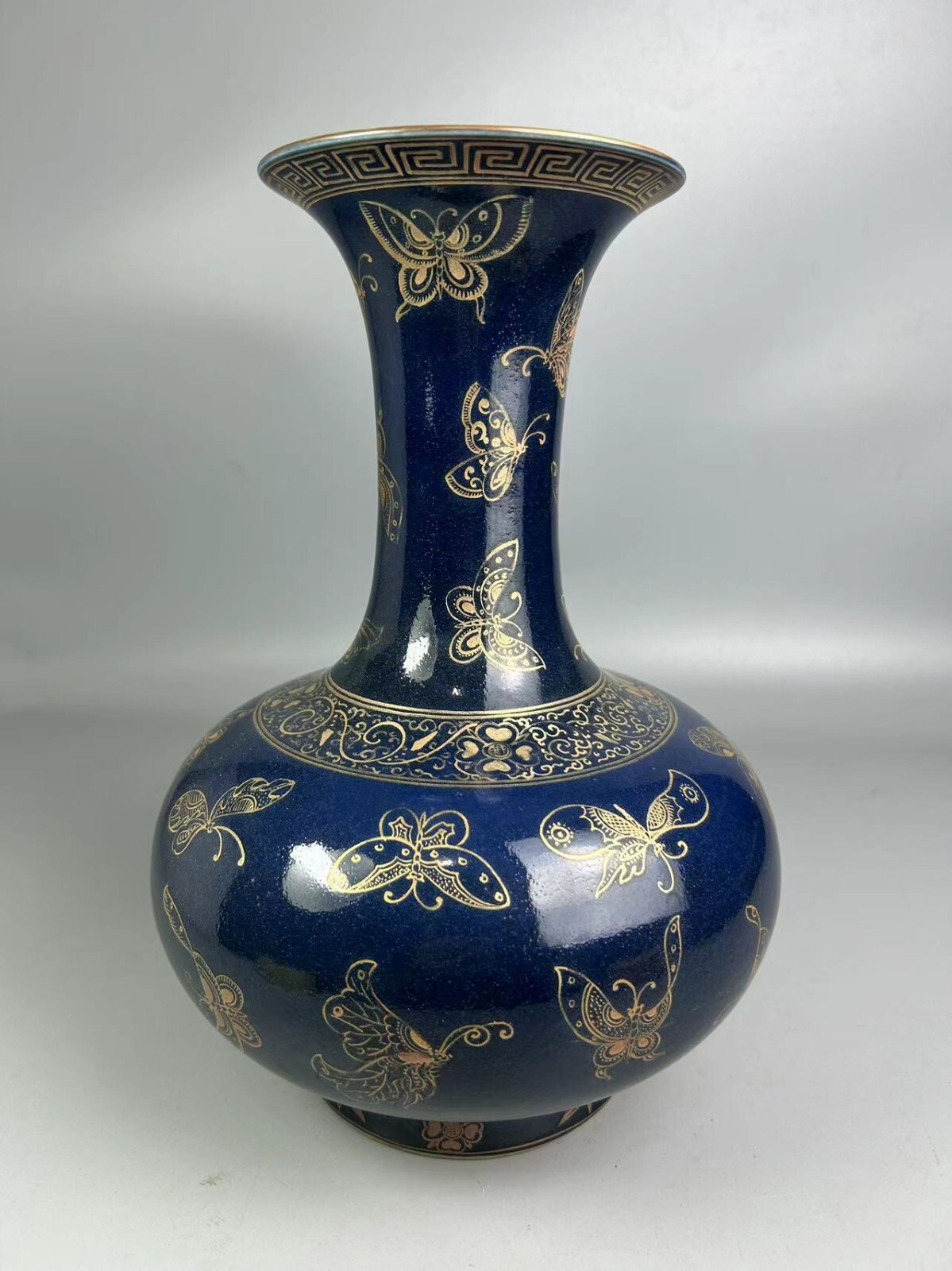 Beautiful Chinese blue glaze porcelain gilded vase