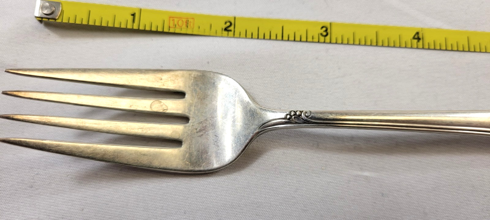 “Spring Glory” Fork -6.50″ International Sterling
