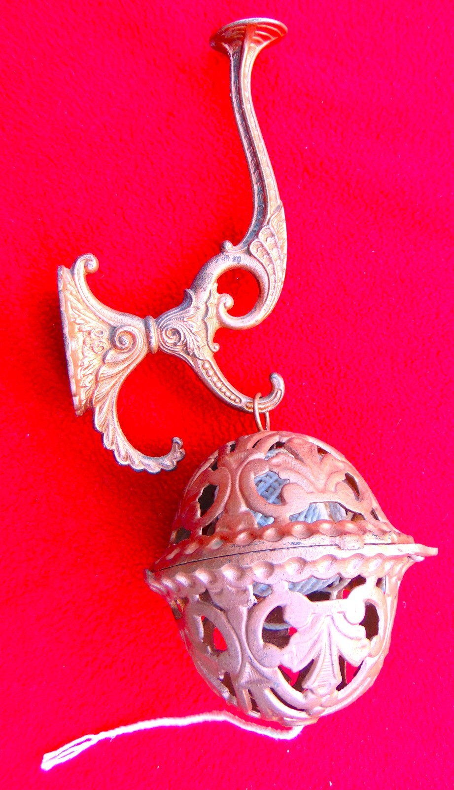 ANTIQUE RARE CAST IRON ORNATE HANGING BALL STRING HOLDER DISPENSER~ 12 1/2″ HIGH