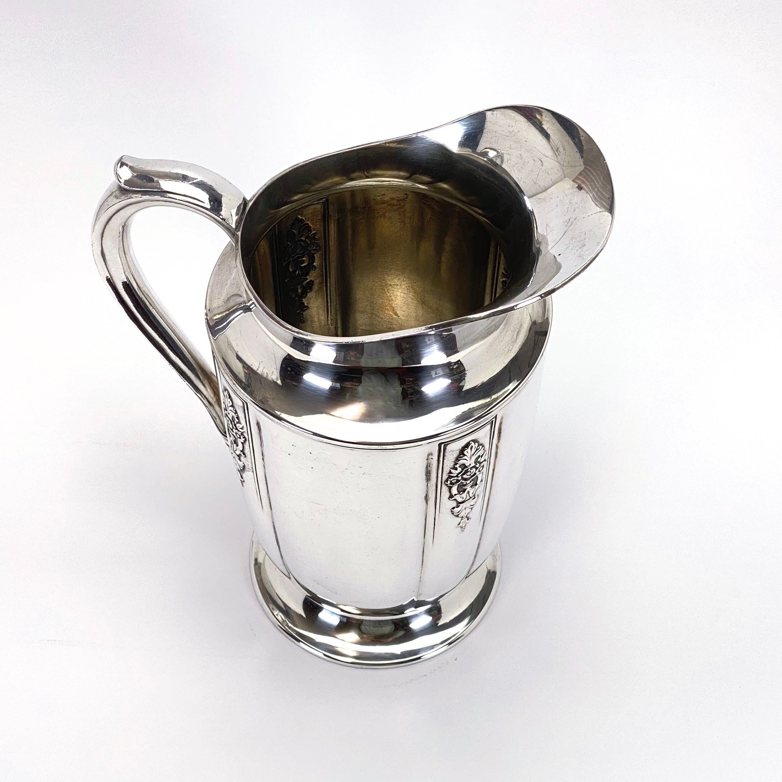 Ambassador Pattern Silverplate by 1847 Rogers 10” Water Pitcher