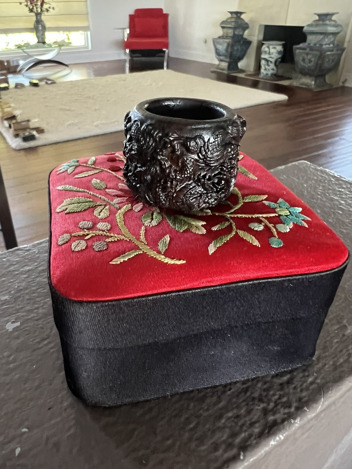 Chinese Agarwood Thumb Ring 26.4mm w/Embro. Silk Box AB198