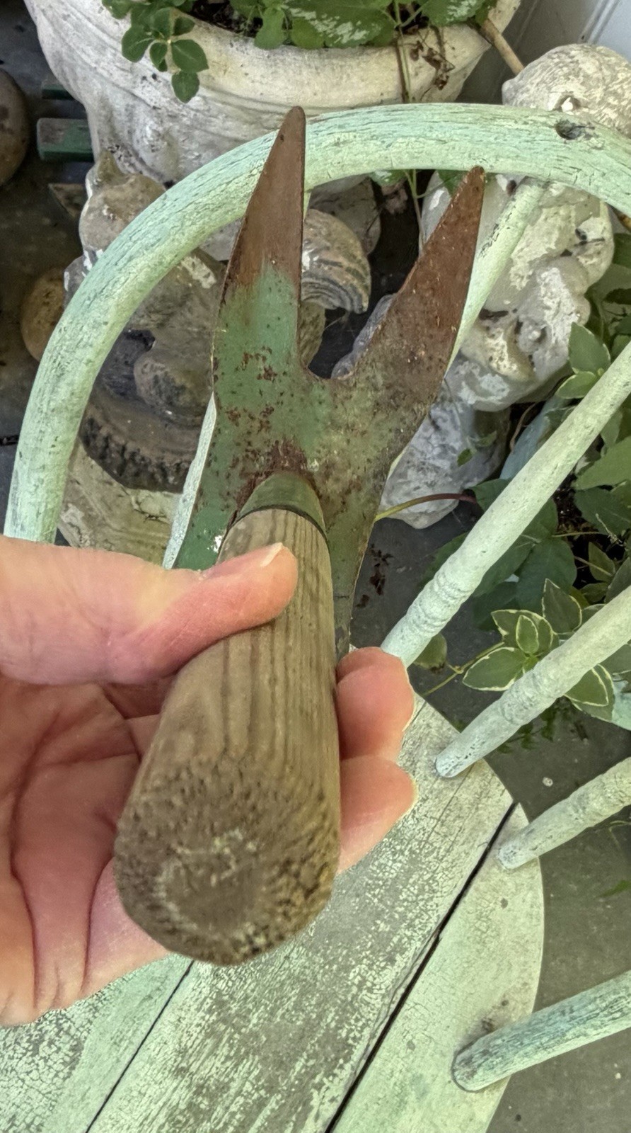 Vtg Cultivator Garden-Mattock Hand Tool Green Hoe/Rake-2 Prong Fork Wood Handle