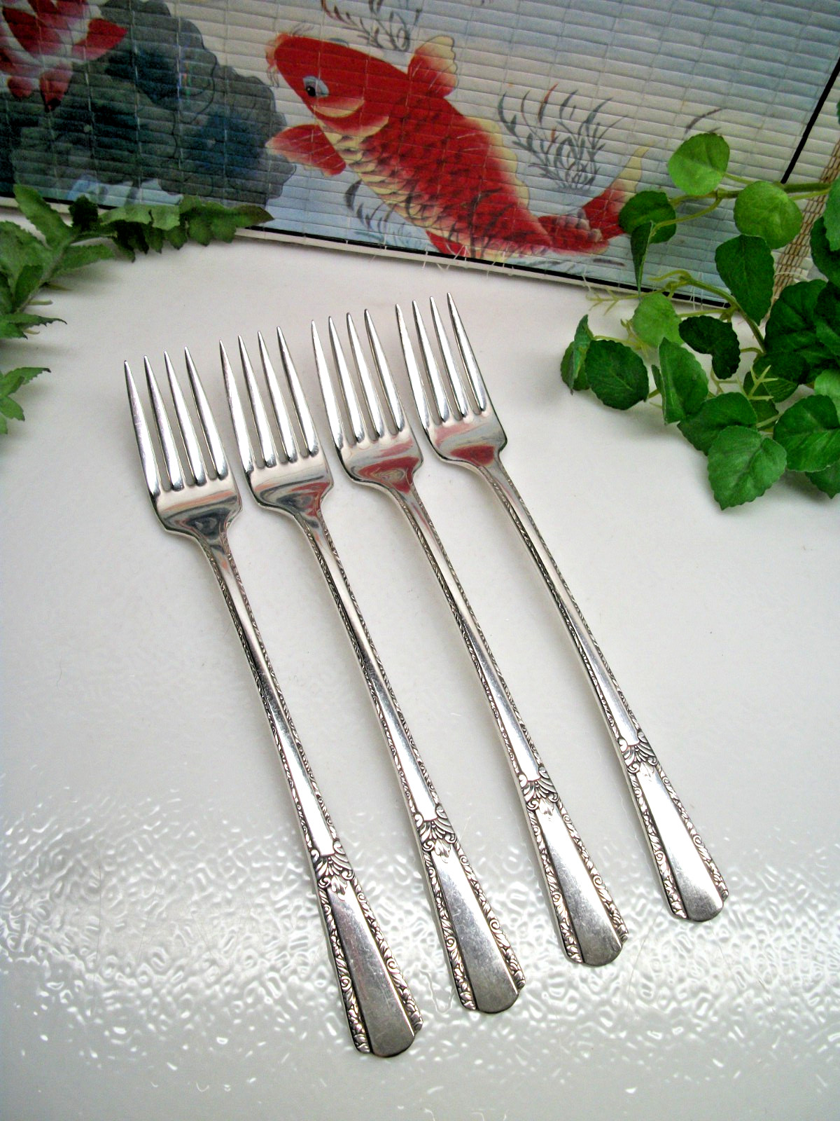 4 International Rogers ROYAL PAGEANT Silverplate Luncheon Grille Forks 1937