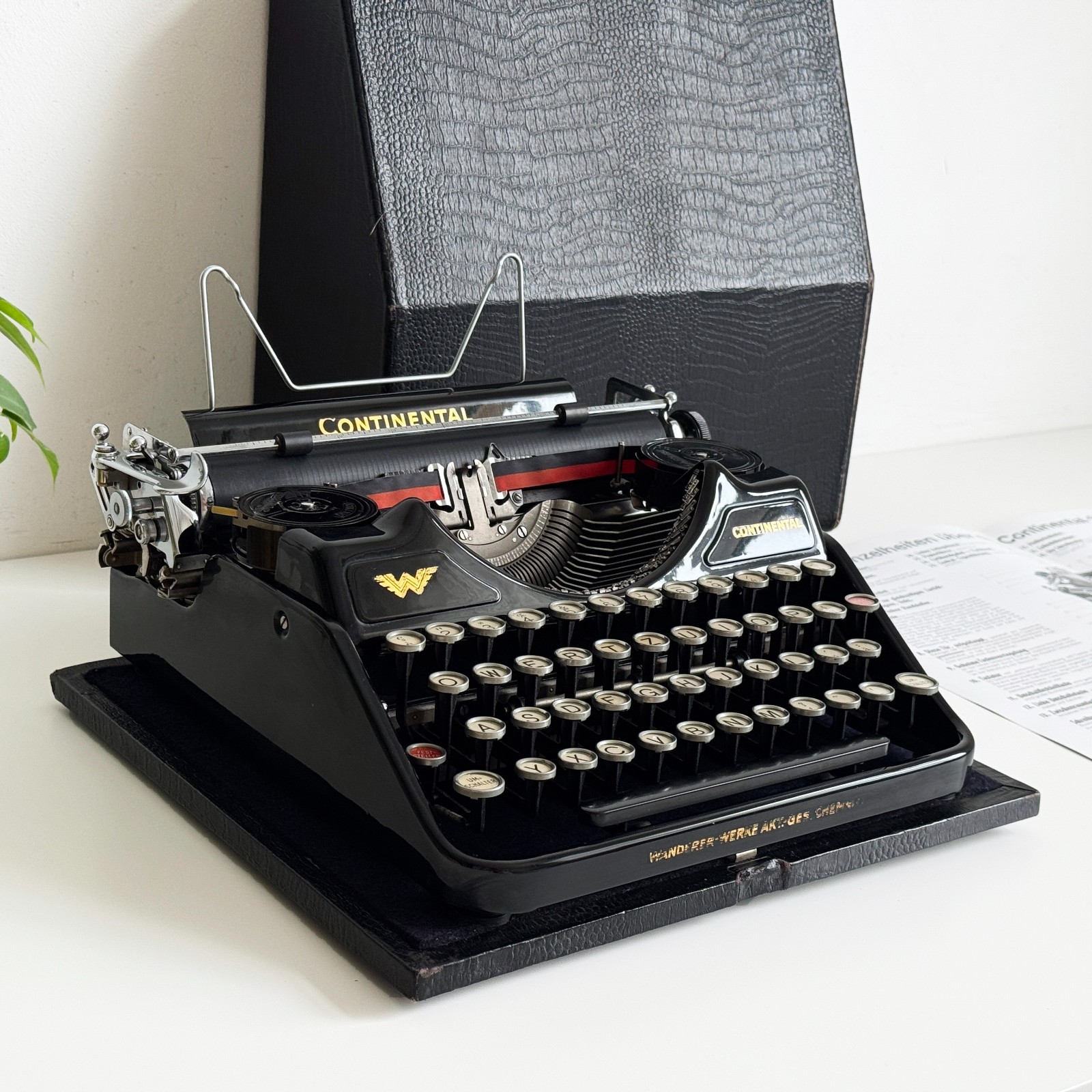 Continental Portable | Typewriter | 1930s | Serviced | UPS 3-Day to US/CAN