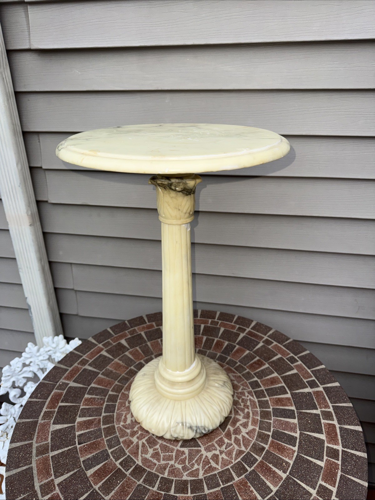 Alabaster Stone Side Table Made In Italy For Restoration. Chipped. Pickup Only