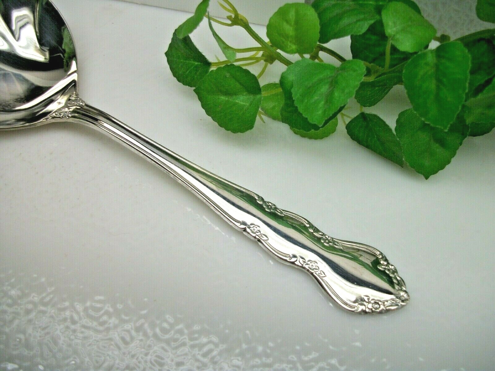 Retired Retroneu STARLIGHT Silverplate Shell Casserole Serving Spoon 1991