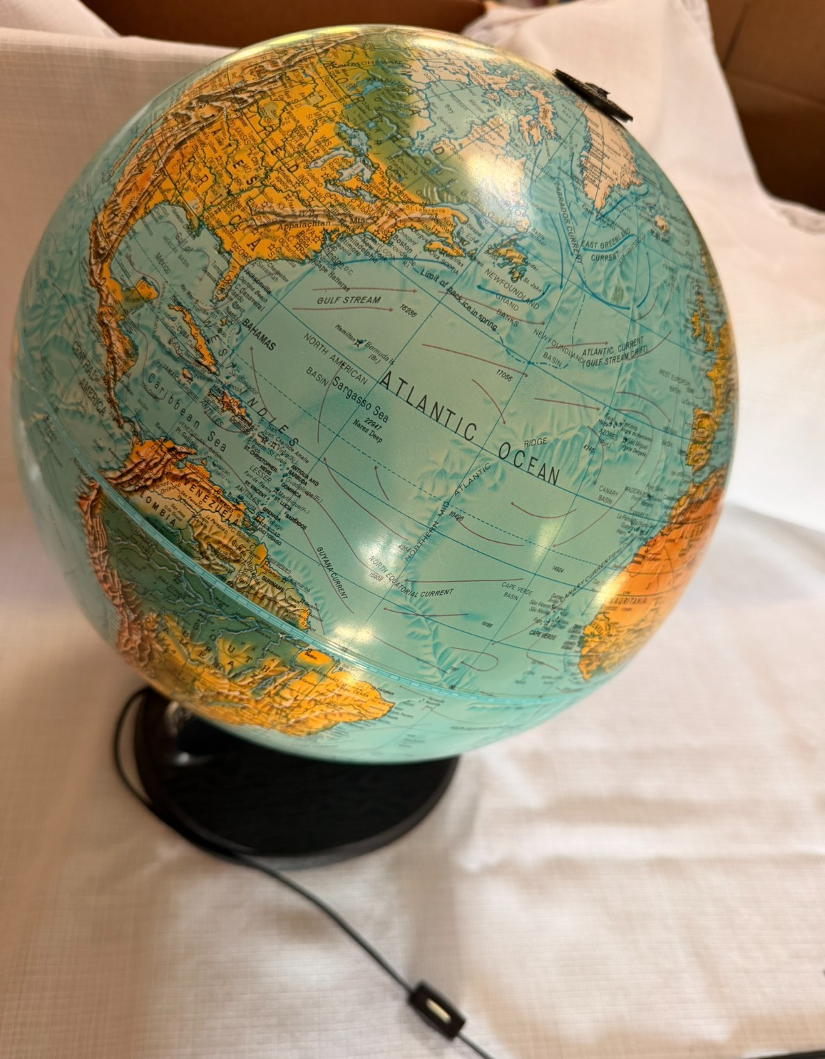 1972 Scan-Globe A/S Denmark Lighted Globe On Stand Edition 1987 Vintage