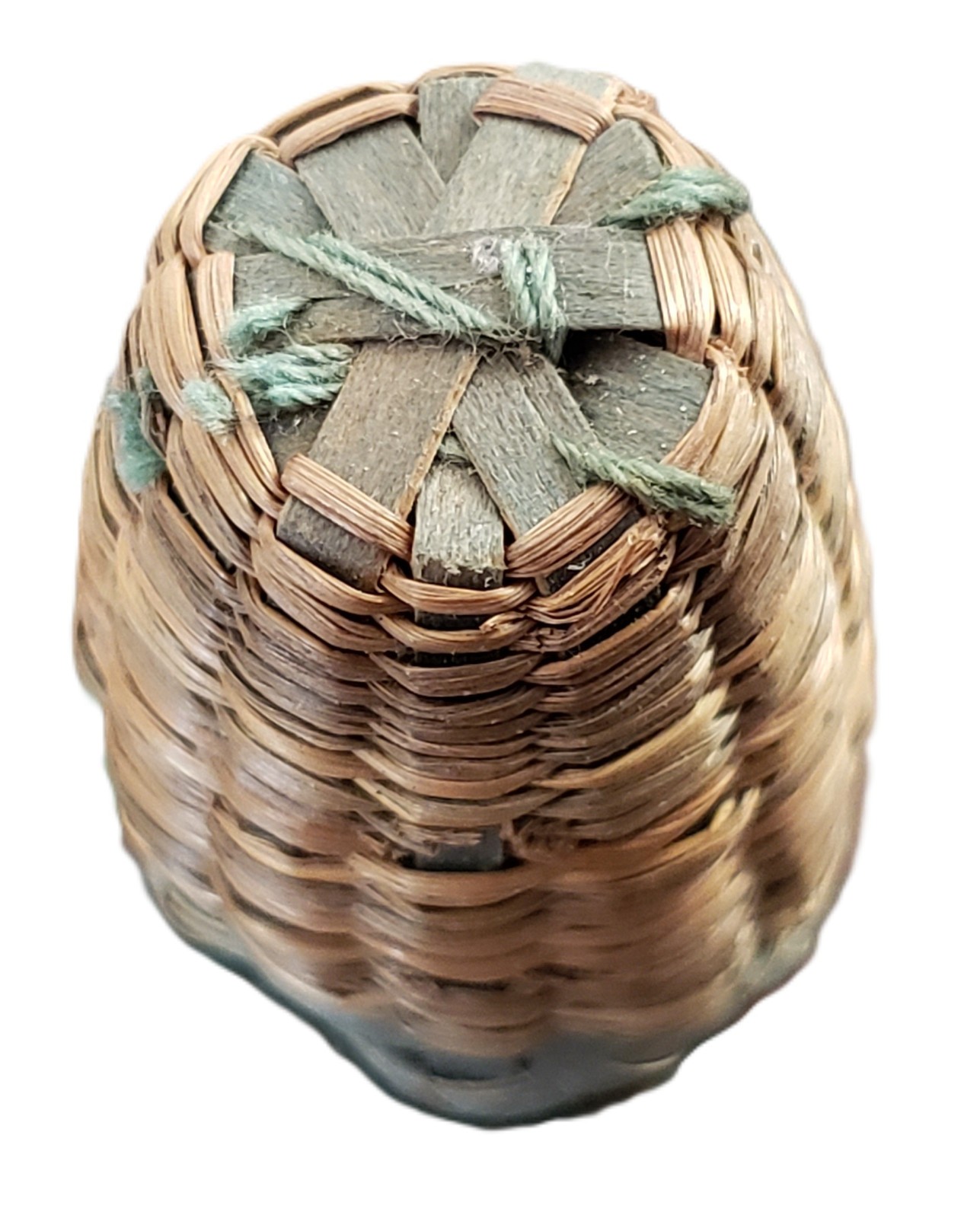 Antique N.E. MicMac Vintage MINIATURE Sweet Grass THIMBLE Sewing Tool Basket #2