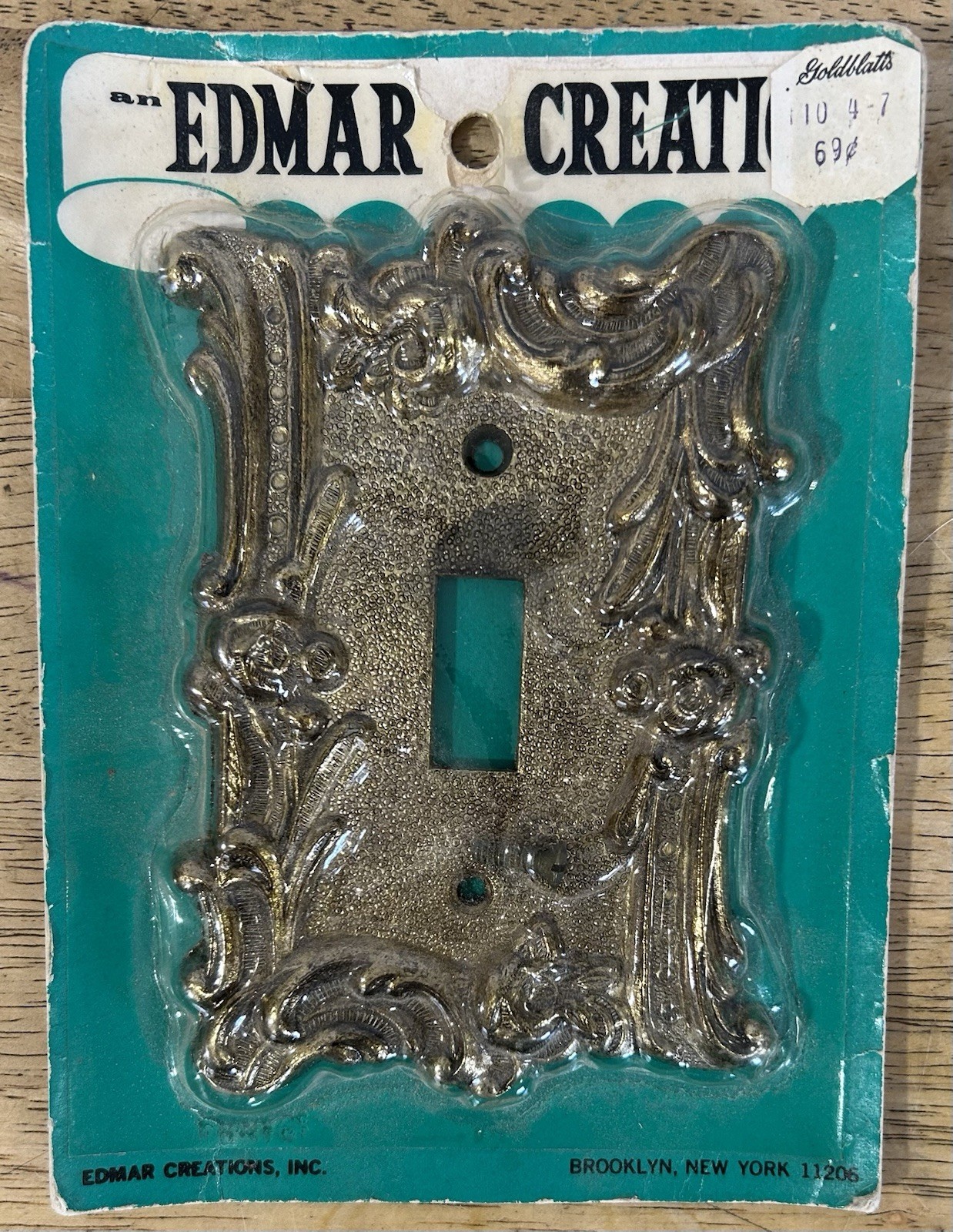 Vintage Edmar Creations Victorian Ornate Gold Tone Light Switch Cover Plate