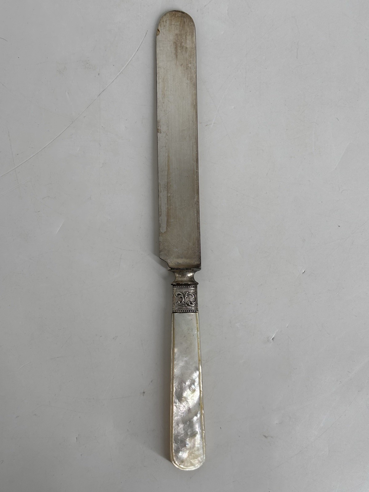 Landers, Frary & Clark Butter Knife Set Of 6 – Stainless Blade, MOP, 925 Ferrule