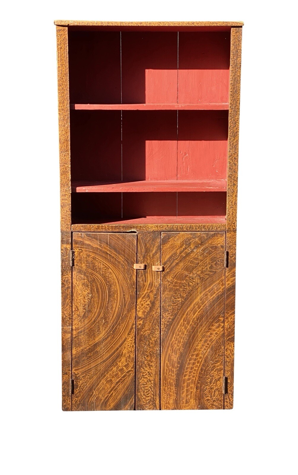 ANTIQUE NEW ENGLAND PAINTED PINE DOUBLE DOOR CABINET / CUPBOARD