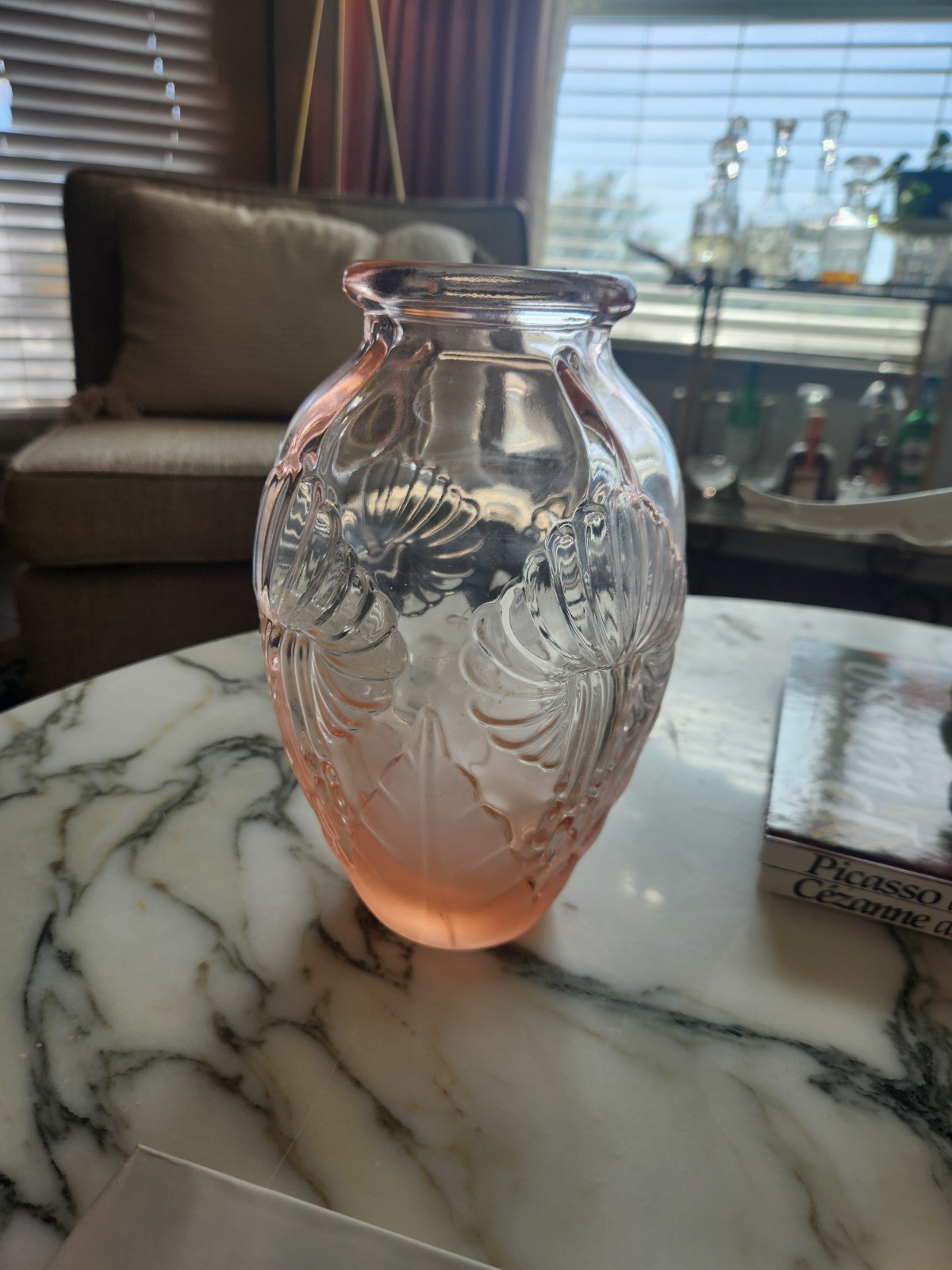 Pierre d’Avesn Art Deco glass Calla Lilly vase