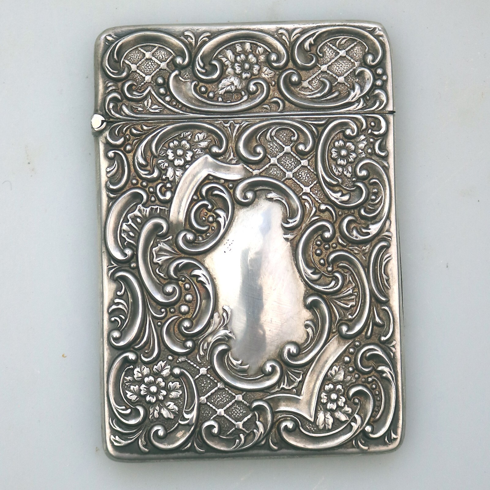 An antique English solid silver Crisford & Norris Visiting Card Case 56g C.1908