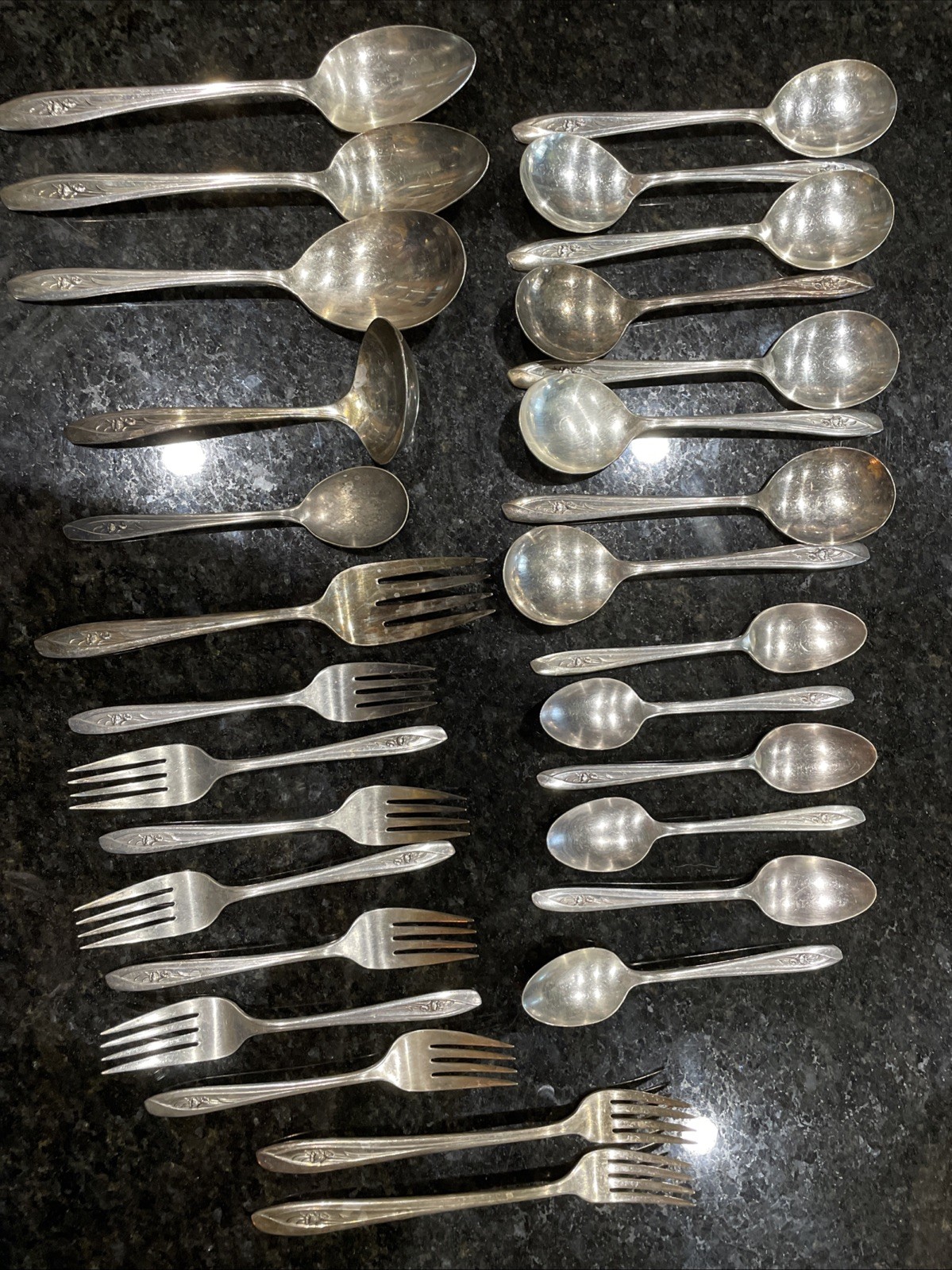 Silver Tulip International Silver Plate Flatware Silverware (29 Piece)