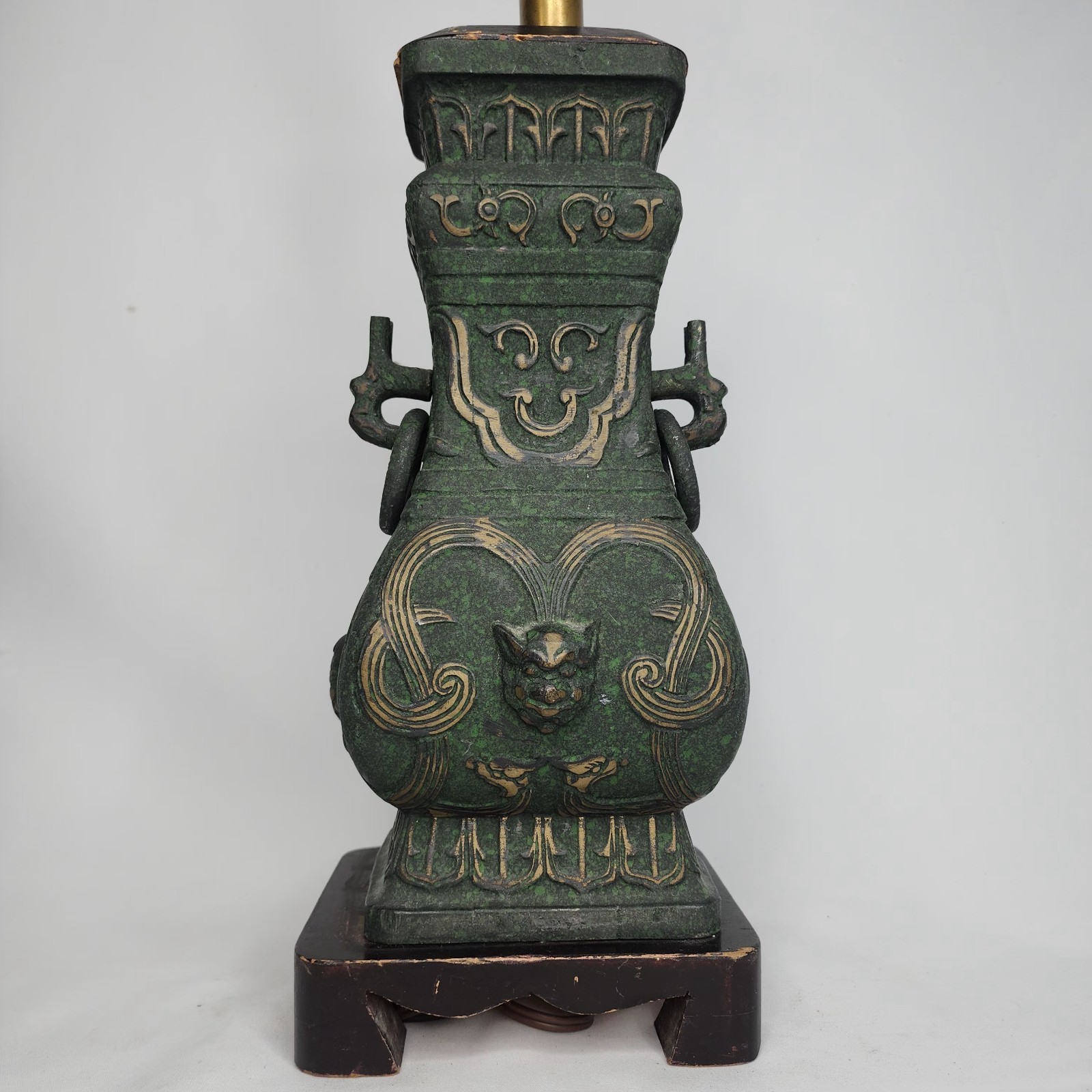 James Mont Chinoiserie Bronze Urn Table Lamp Hollywood Regency Green Patina Base