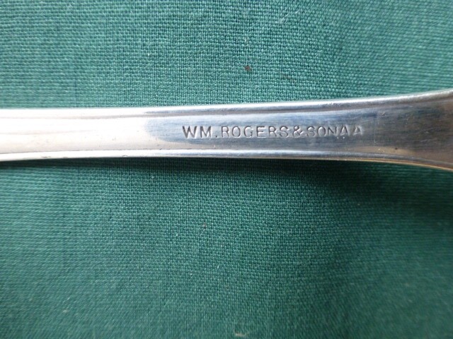 Vintage Wm Rogers & Son AA Silver Plate Serving Table Spoon