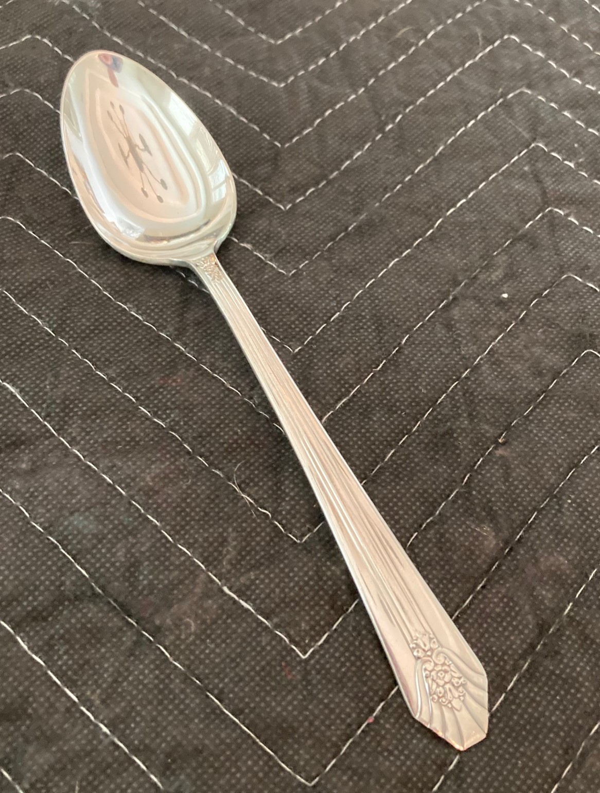 Rogers Imperial Pattern 1939 Silverplate Serving Spoon 8 1/2 inches!