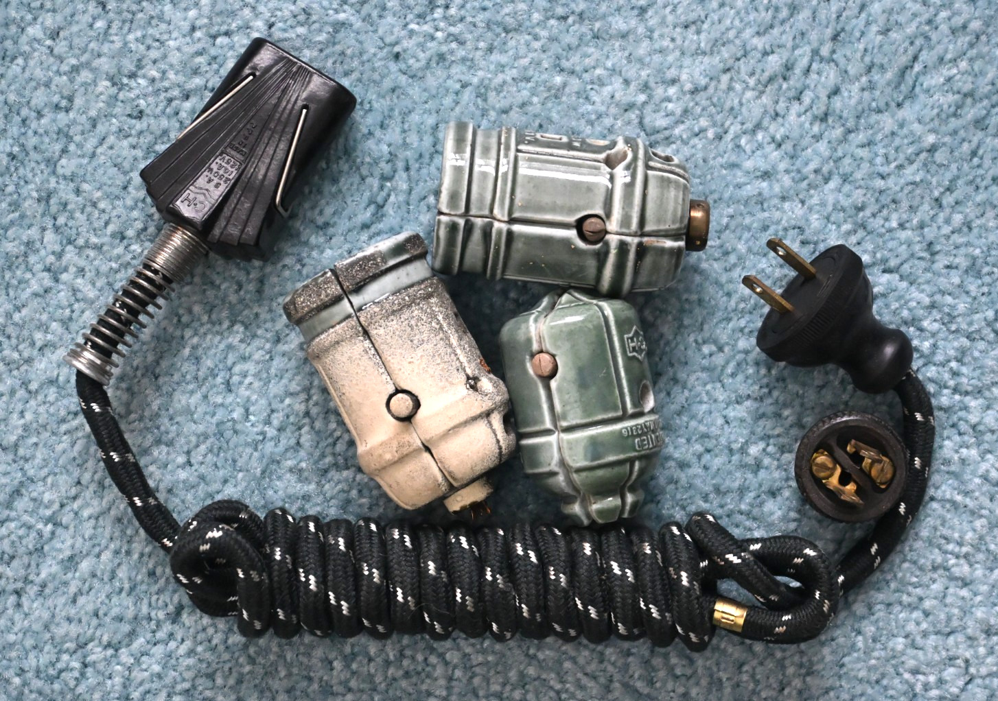 LOT OF 5 ANTIQUE CUTLER-HAMMER ELECTRICAL ITEMS