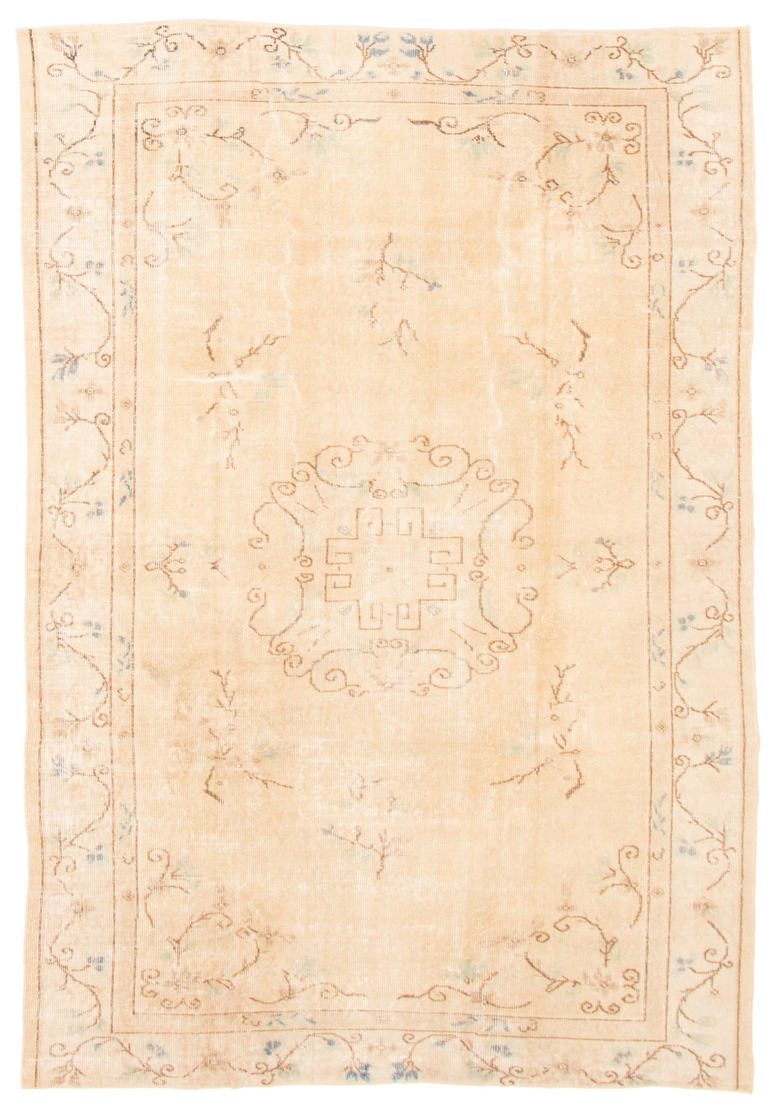 Vintage Traditional 5’10” x 8’10” Hand-Knotted Oriental Wool Area Rug