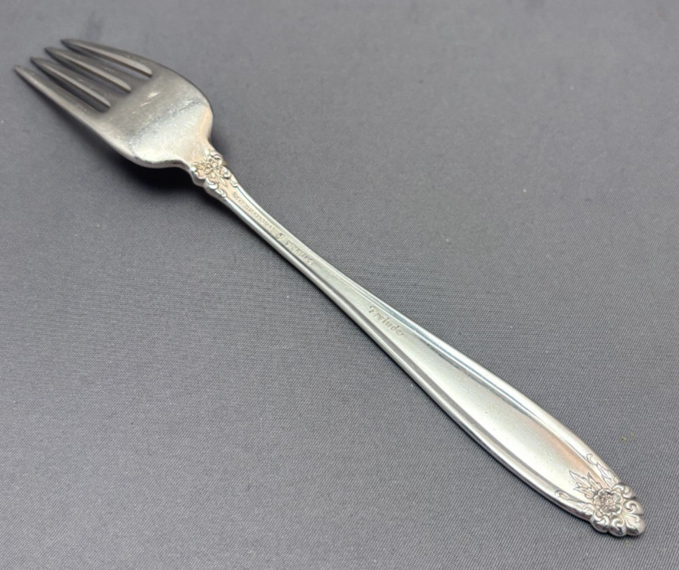 International Sterling Silver Flatware Prelude Dinner Fork No Monogram 1.66 ozt