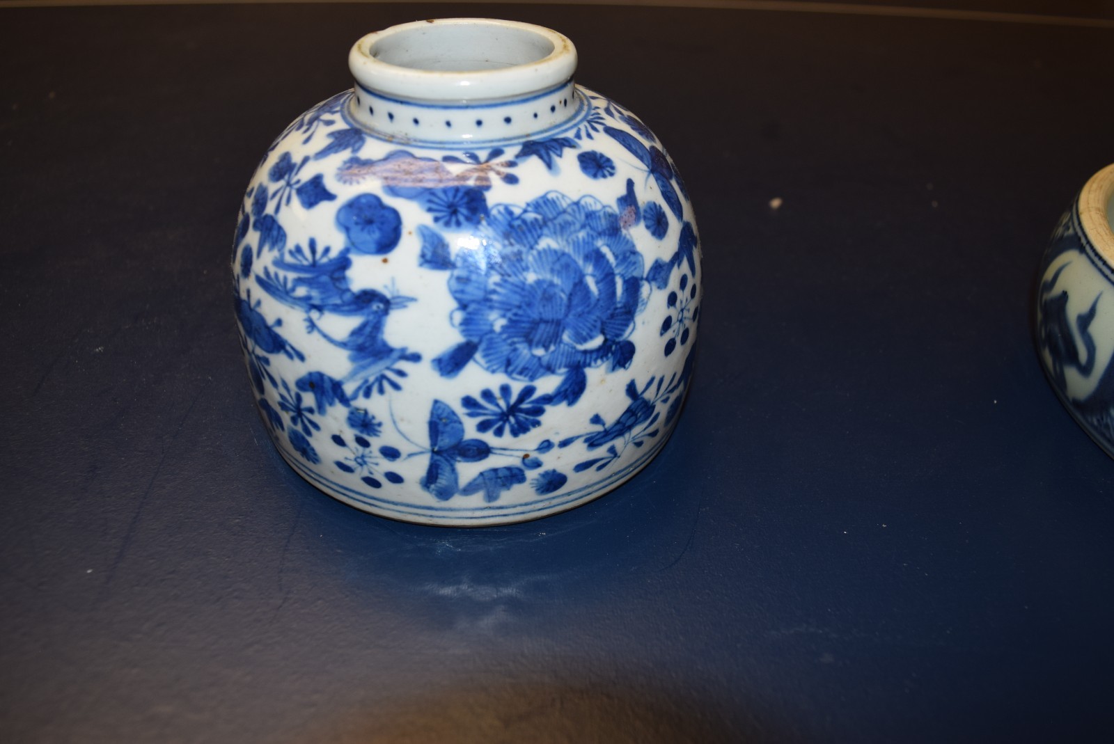 Chinese blue and white ink ware. ming dynasty wanli period. 5.25inches diameter