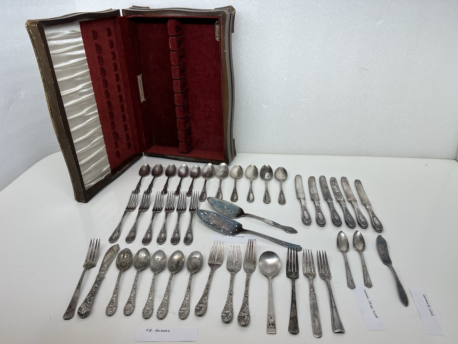 1835 R Wallace ,F.B. ROGERS ,OTHER MIXED Silverware Of Forks Spoons Knives