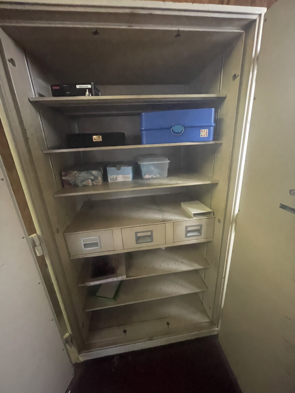 herring hall marvin safe co