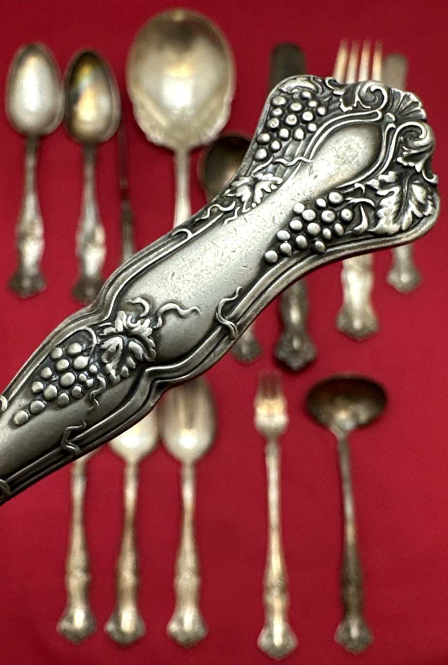 14 Pc 1904 VINTAGE Grape Mix Silverplated SPOONS + SERVING PCS 1847 Rogers